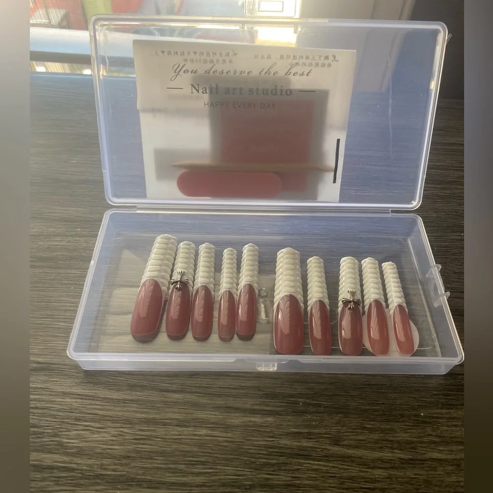 Complete Nail Set - Picture 1 of 1